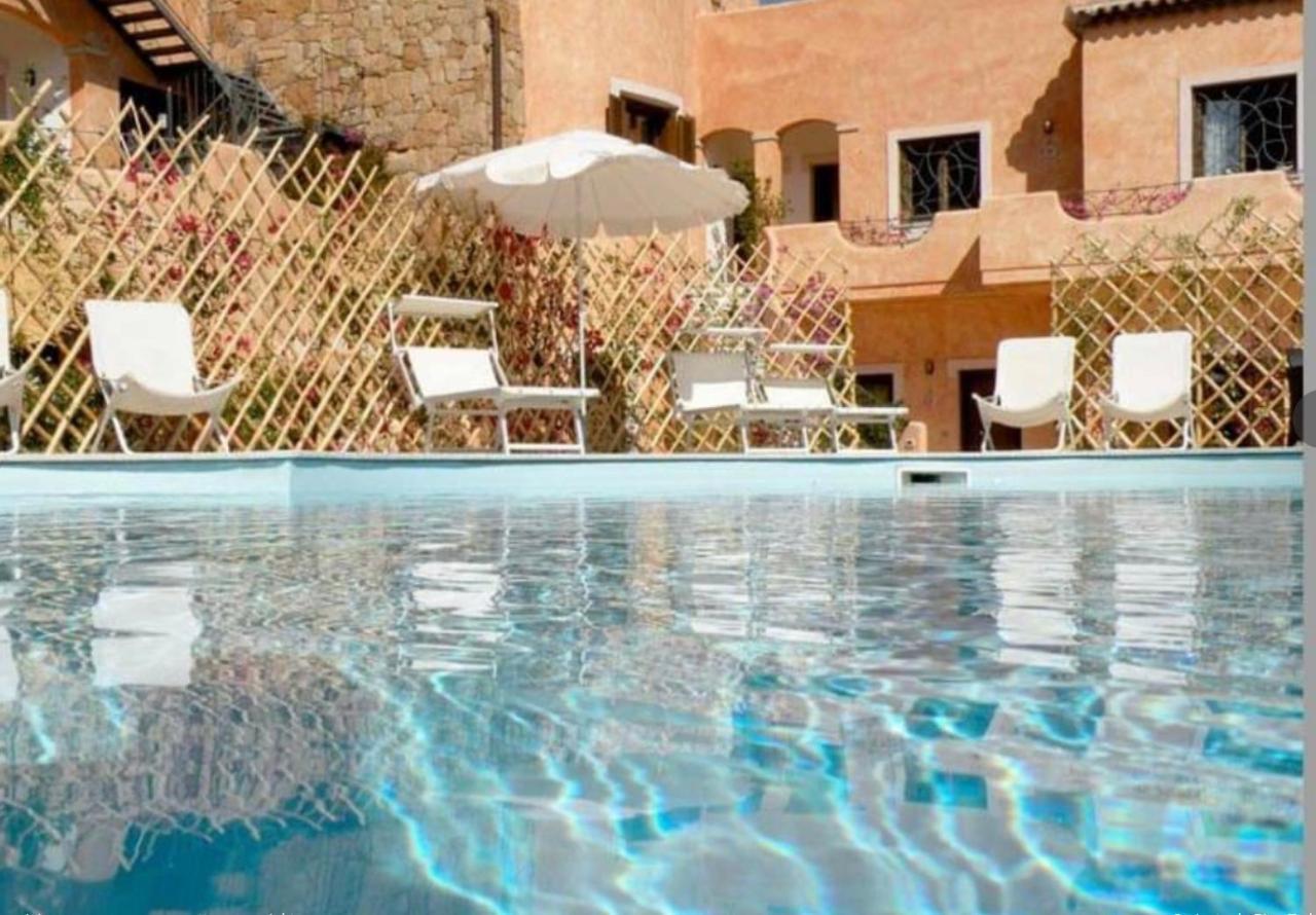 Nuovi Appartamenti Tri E Bilocali In Residence Con Piscina A Porto Cervo 800Mt Mare ลิเชียดิวักกา ภายนอก รูปภาพ
